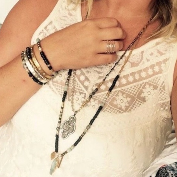 Stella & Dot Relic Necklace - Picture 7 of 7